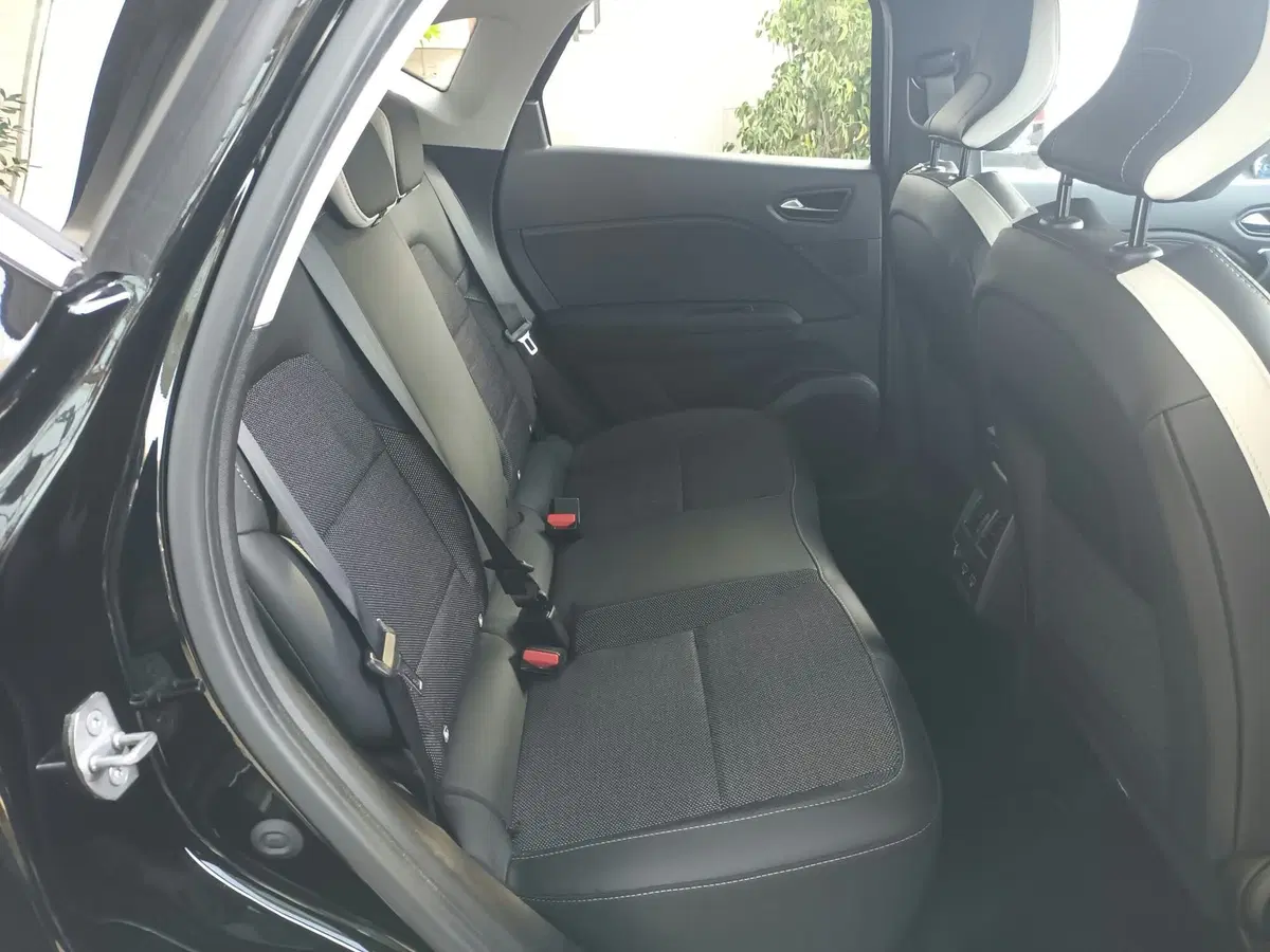Renault Captur usata a Bari (19)