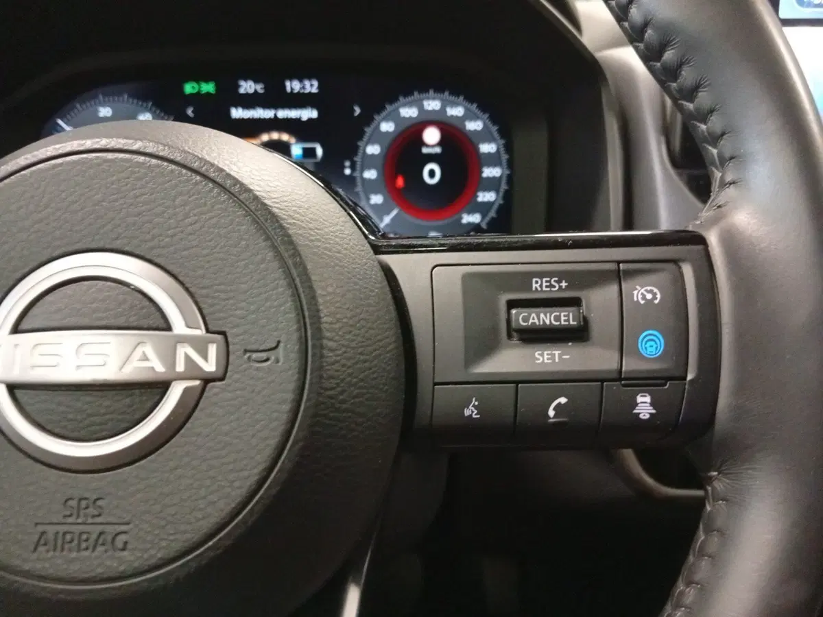 Nissan Qashqai usata a Varese (13)