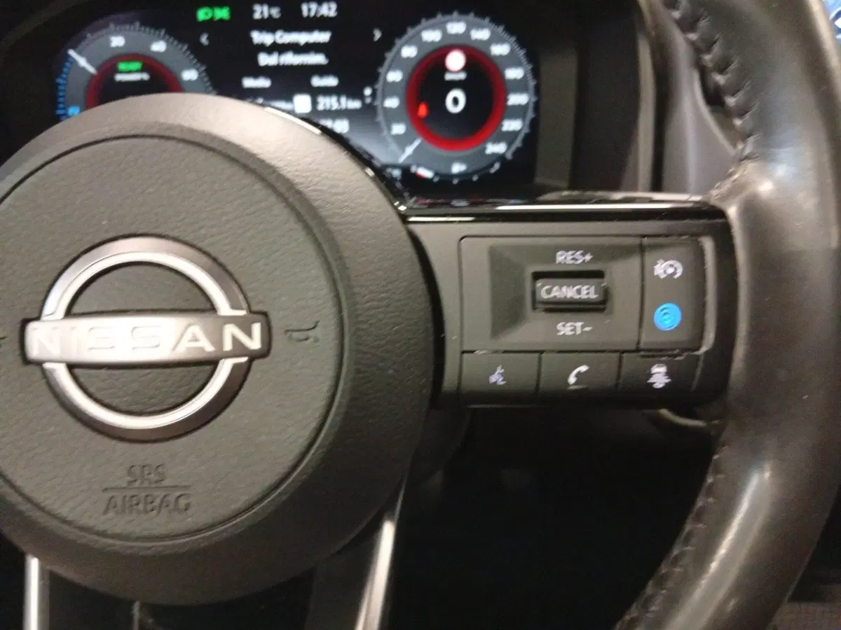 Nissan Qashqai usata a Varese (13)