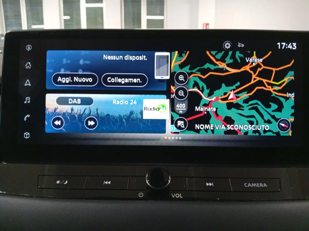 Nissan Qashqai usata a Varese (17)