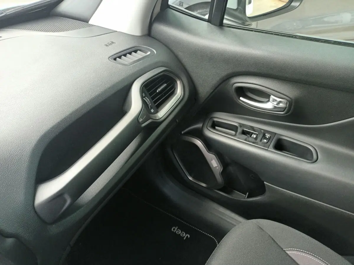 Jeep Renegade usata a Bari (4)