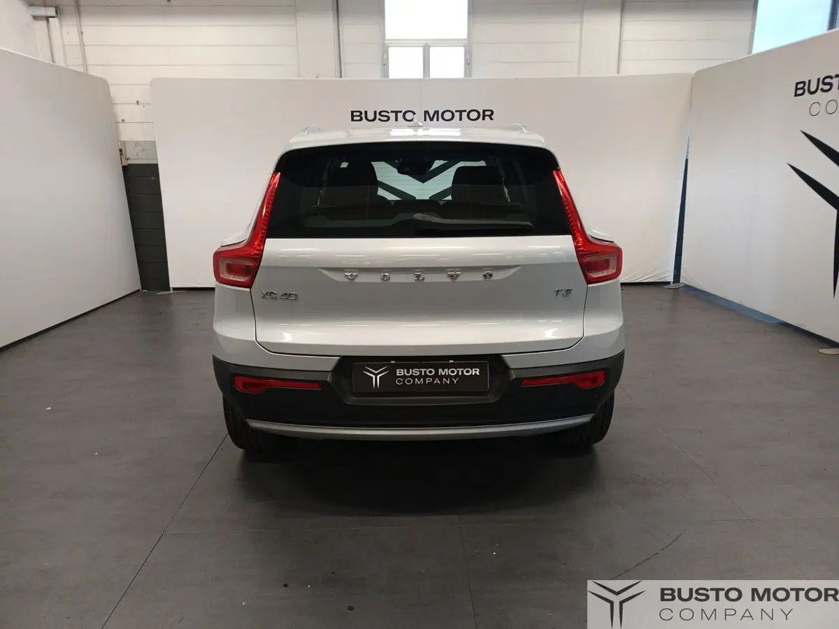 Volvo XC40 usata a Varese (5)