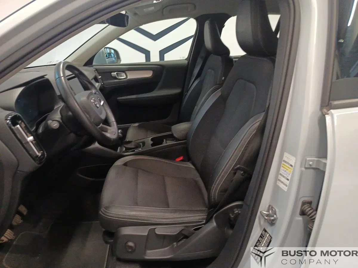 Volvo XC40 usata a Varese (8)