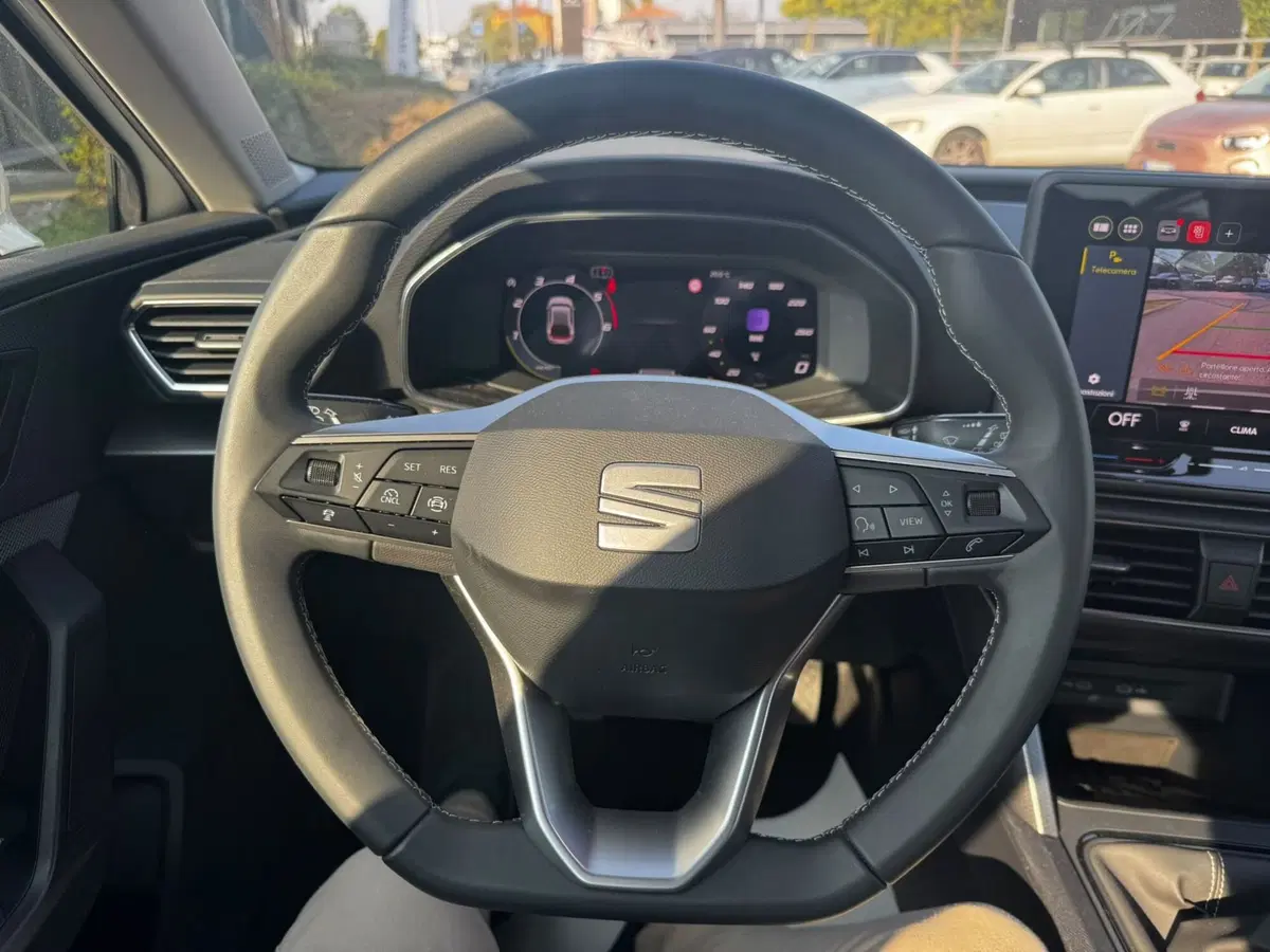 SEAT Leon nuova a Bologna (10)