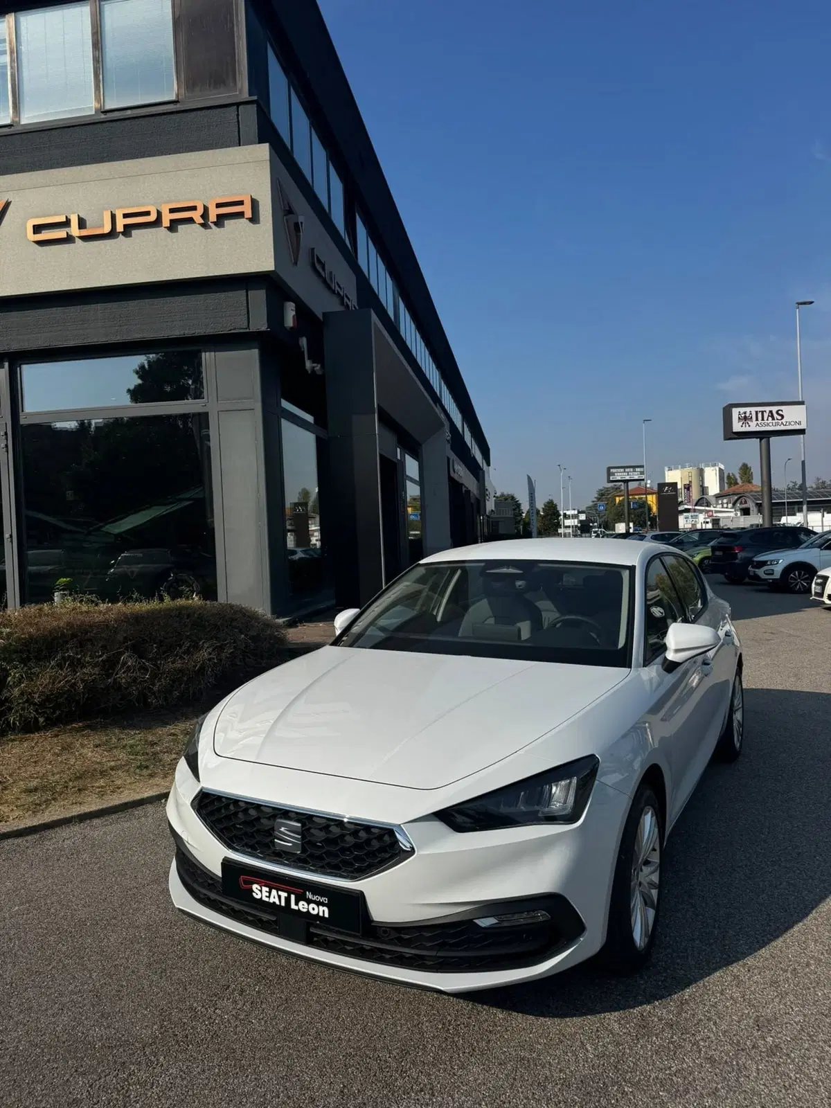 SEAT Leon nuova a Bologna (2)