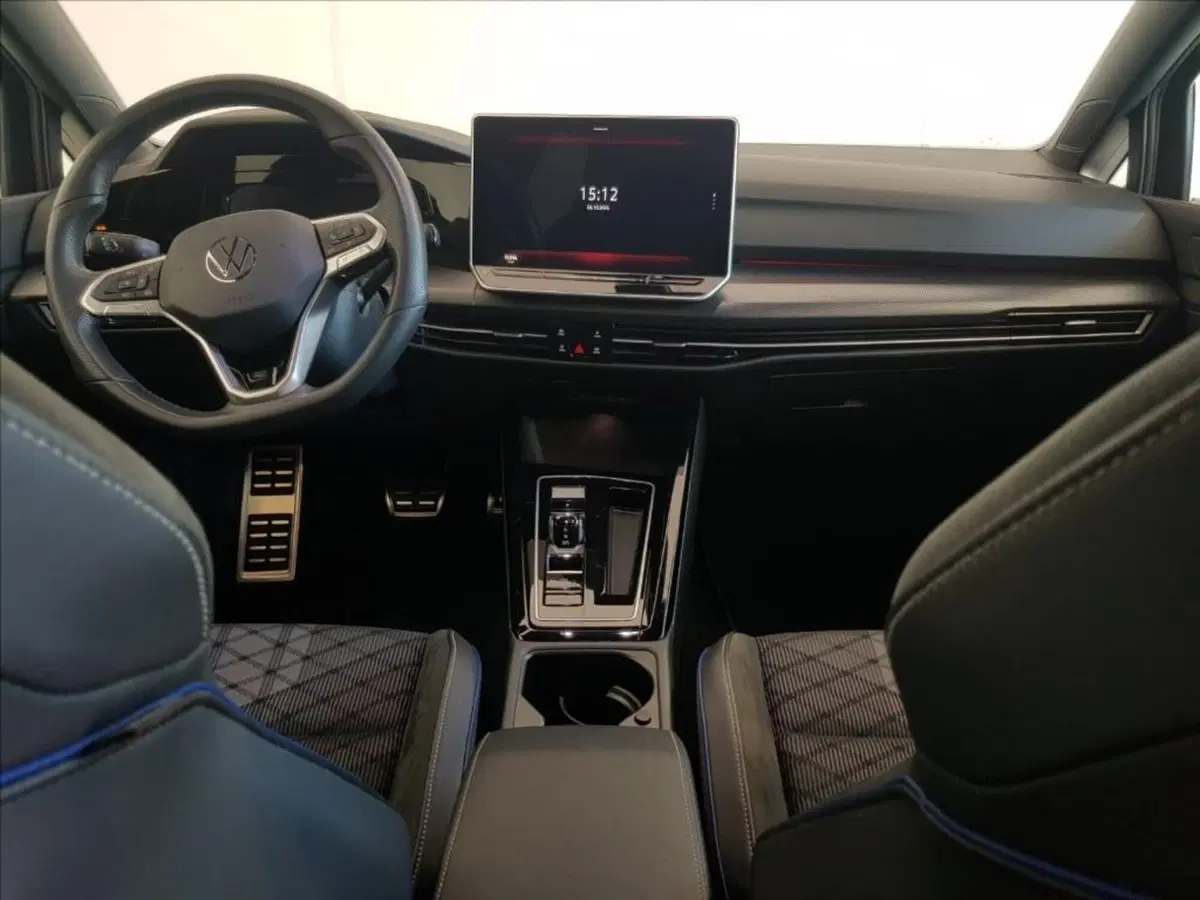 Volkswagen Golf Variant usata a Lucca (13)