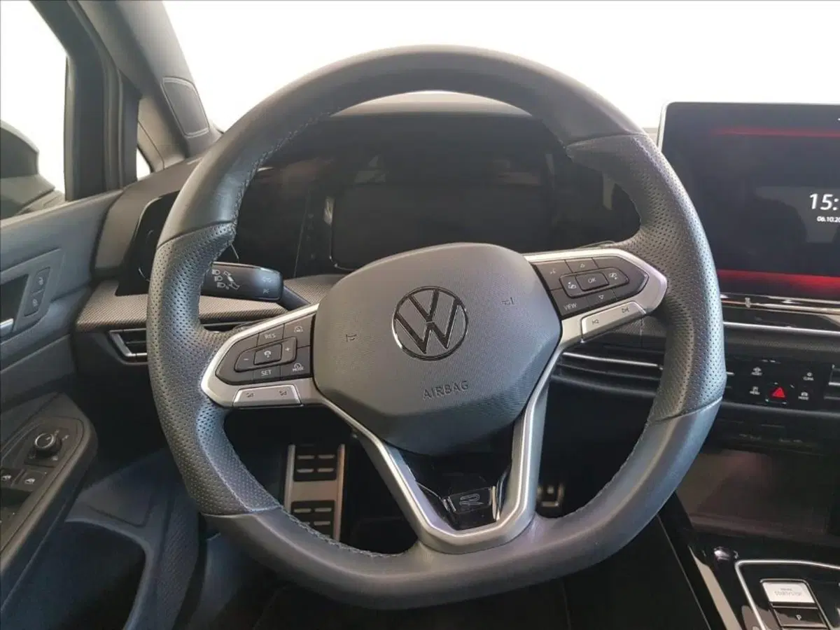 Volkswagen Golf Variant usata a Lucca (14)