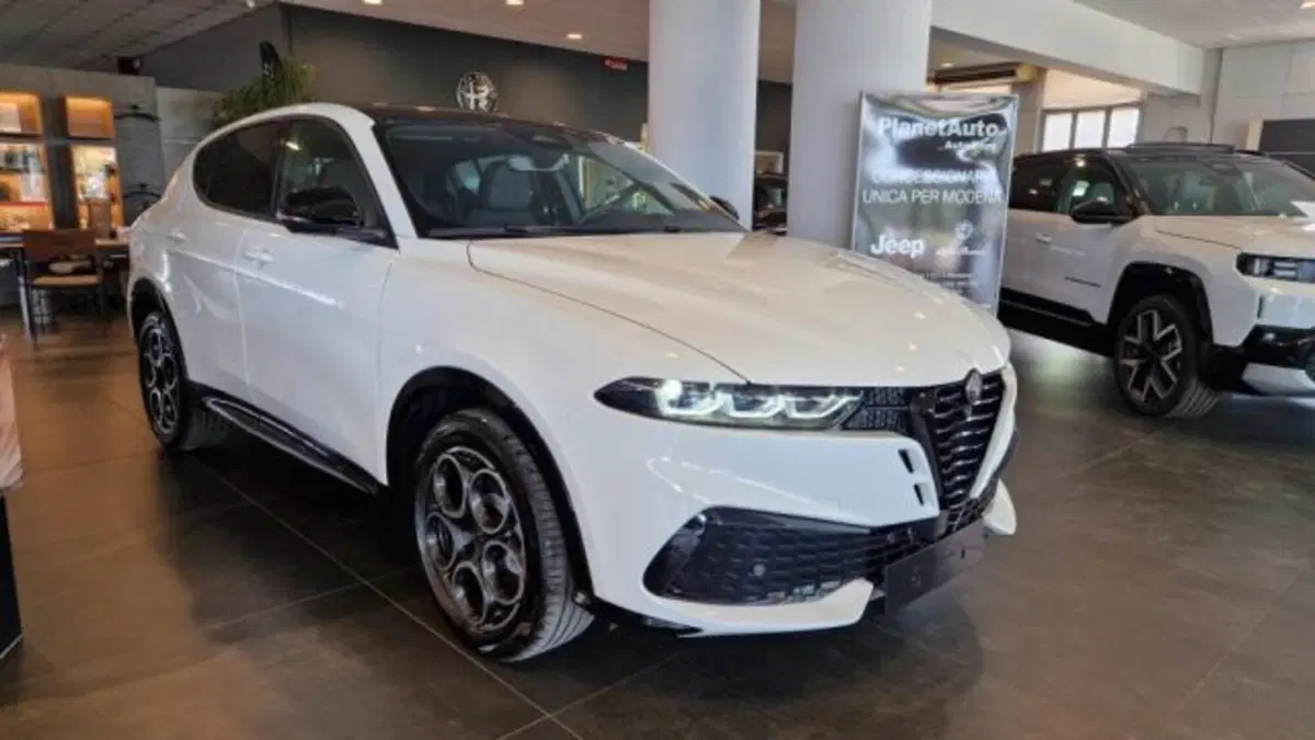 Alfa Romeo Tonale nuova a Modena (3)