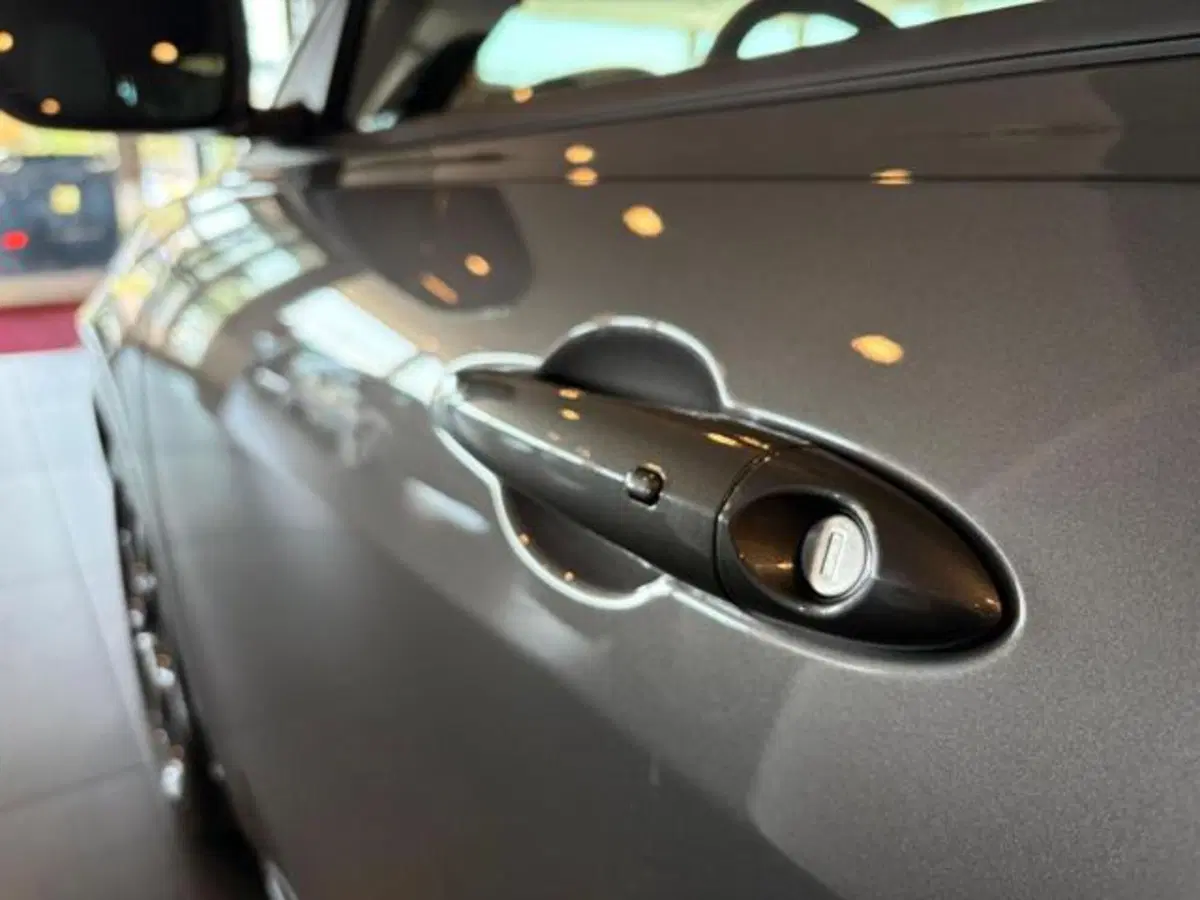 Alfa Romeo Tonale nuova a Modena (13)
