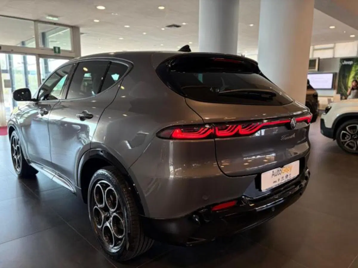 Alfa Romeo Tonale nuova a Modena (15)