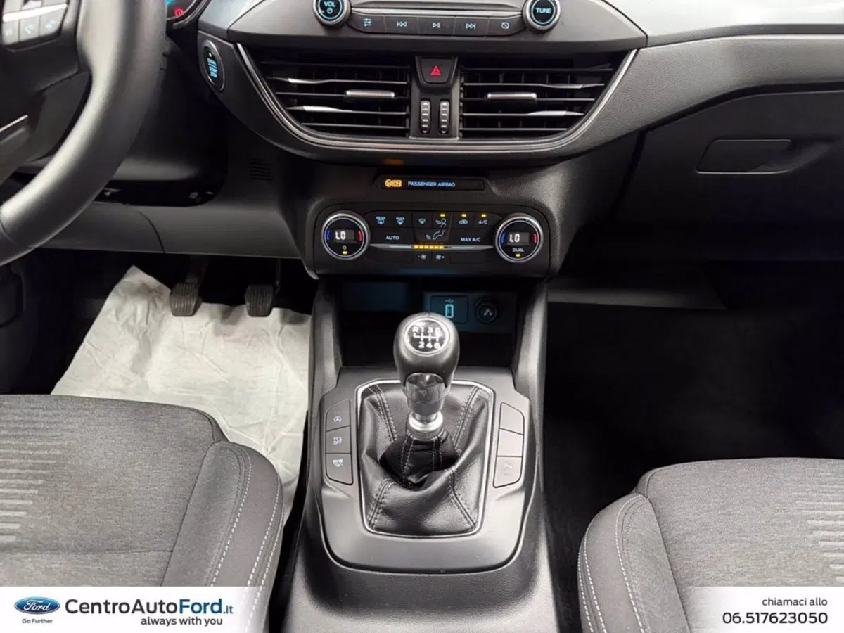 Ford Focus Station Wagon usata a Roma (11)