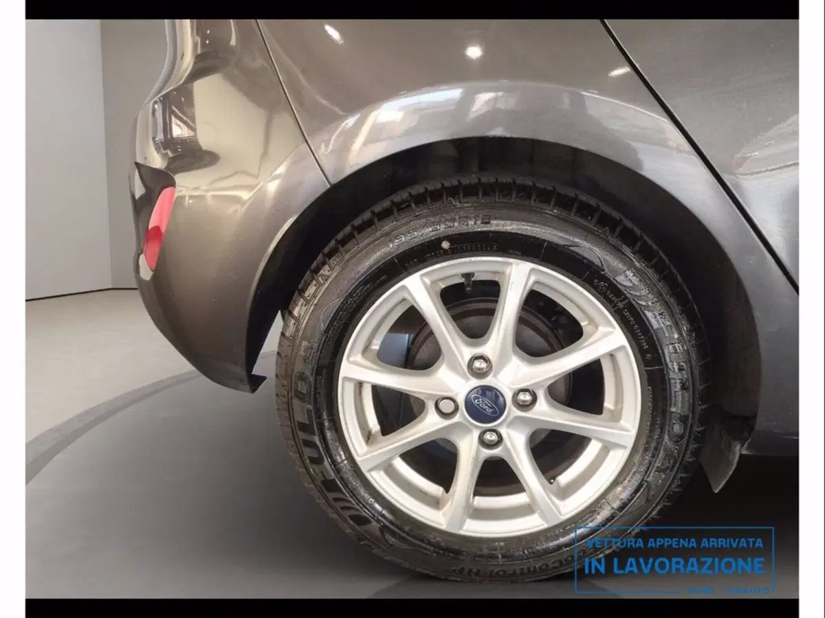 Ford Fiesta usata a Catania (17)