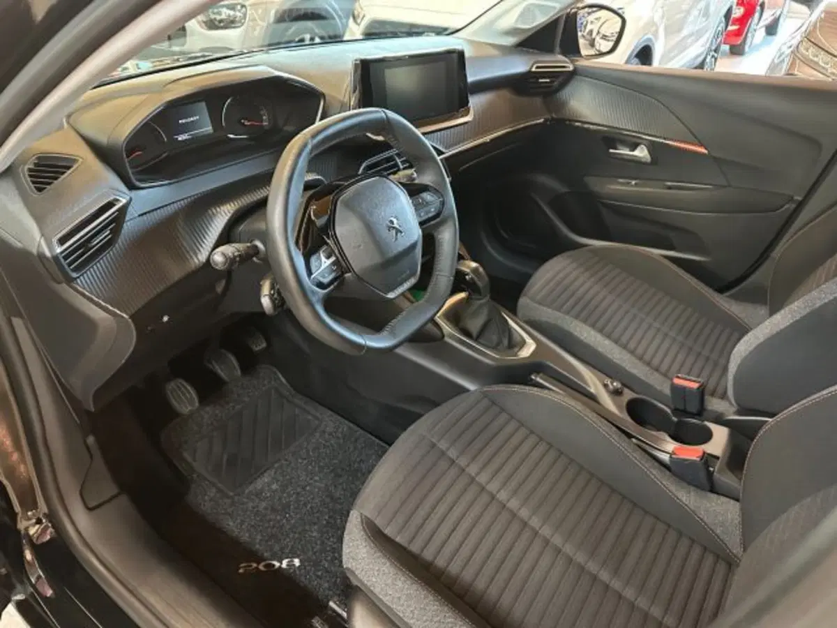 Peugeot 208 usata a Vicenza (6)