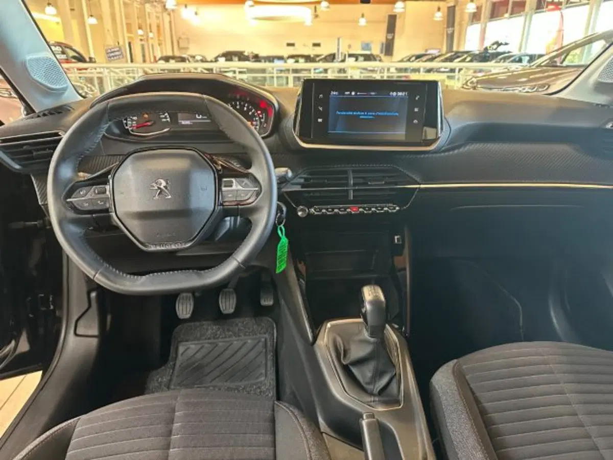 Peugeot 208 usata a Vicenza (8)