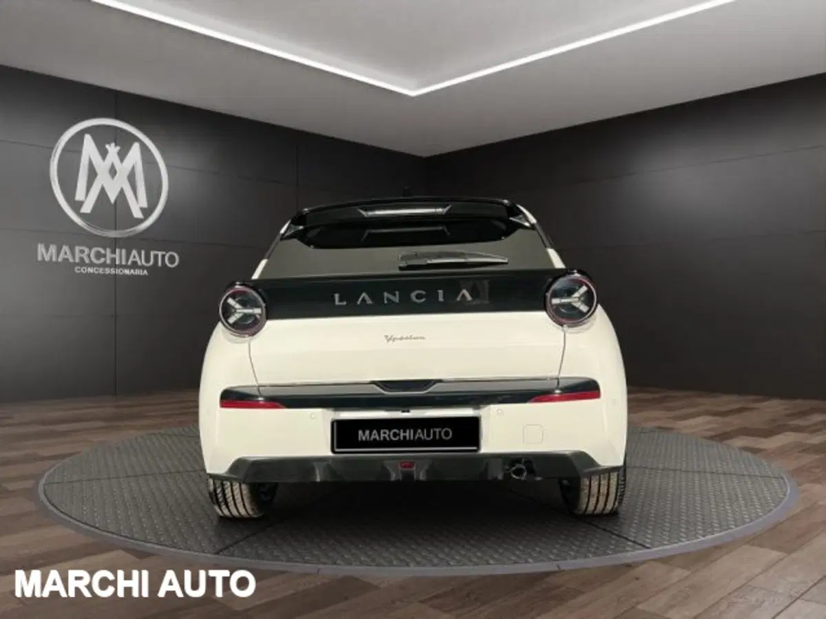 Lancia Ypsilon usata a Perugia (6)