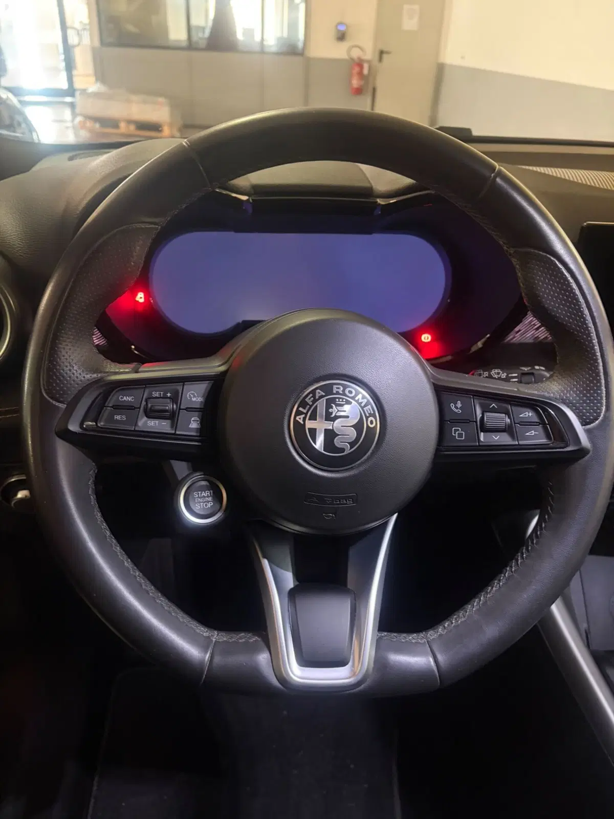 Alfa Romeo Tonale usata a Cagliari (7)