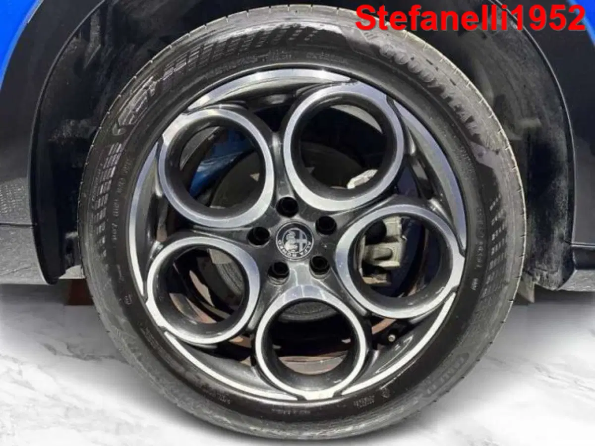 Alfa Romeo Tonale usata a Bologna (8)