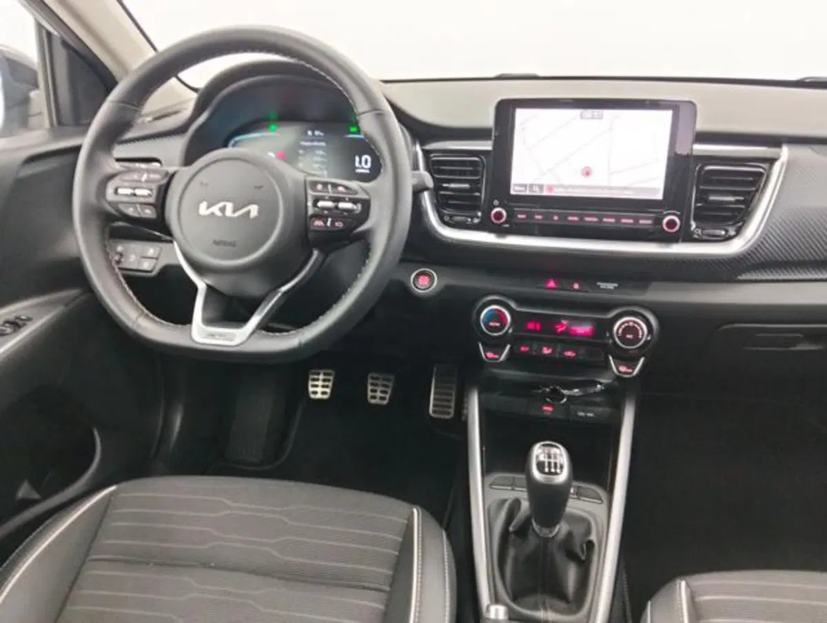 Kia Stonic usata a Como (10)