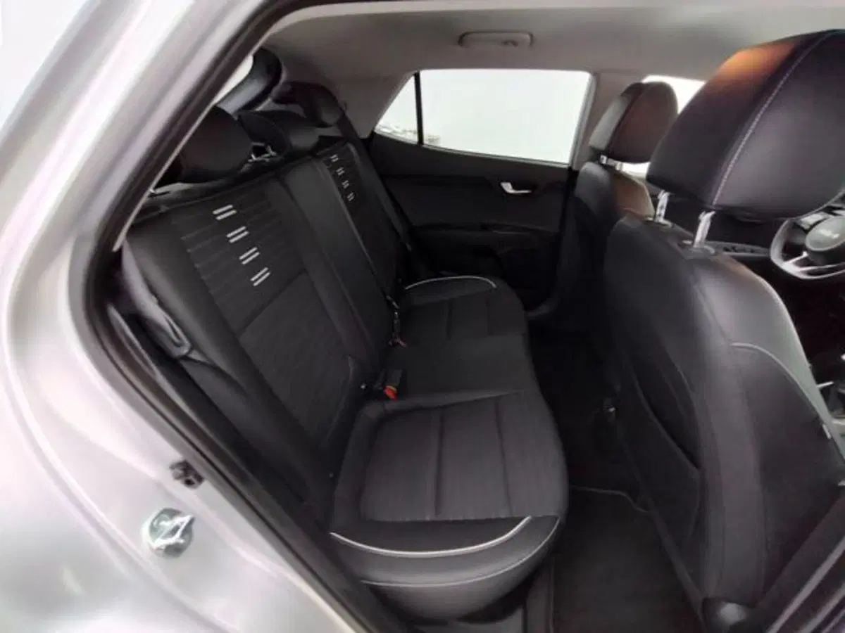 Kia Stonic usata a Como (5)