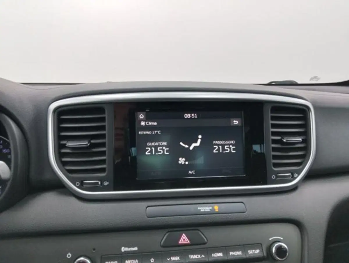Kia Sportage usata a Como (14)