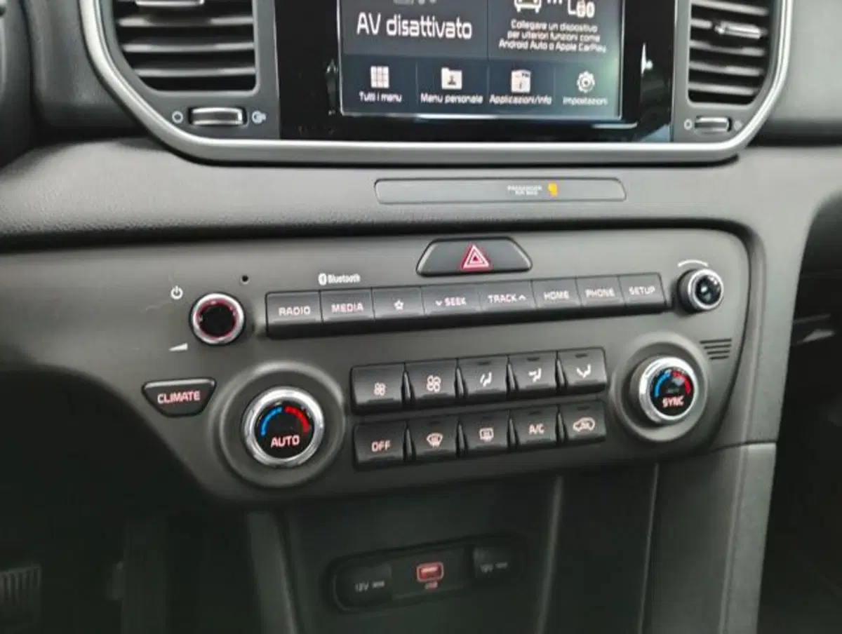 Kia Sportage usata a Como (17)