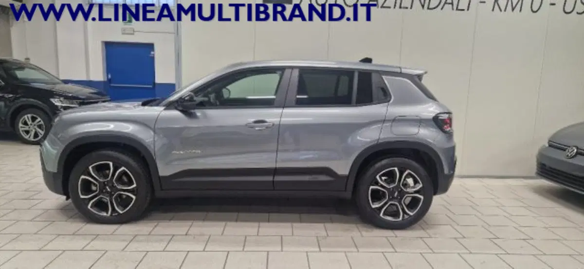 Jeep Avenger nuova a Piacenza (16)