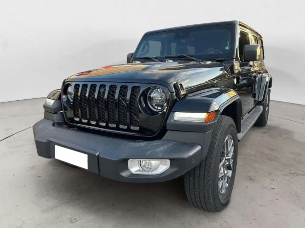 Jeep Wrangler Unlimited usata a Firenze (3)