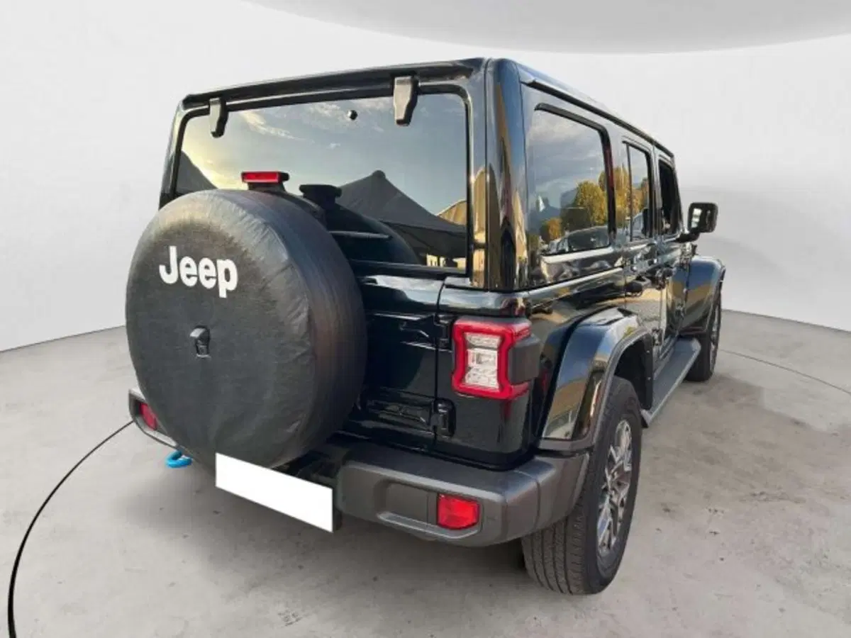 Jeep Wrangler Unlimited usata a Firenze (4)