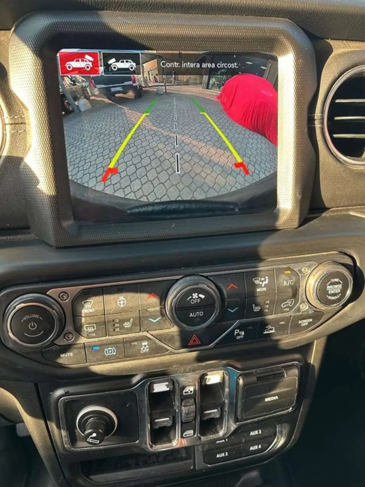 Jeep Wrangler Unlimited usata a Firenze (8)