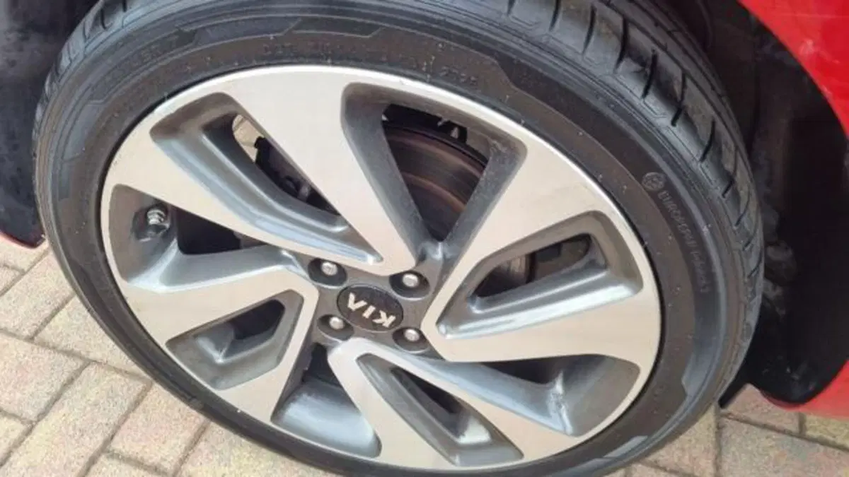 Kia Rio usata a Savona (19)