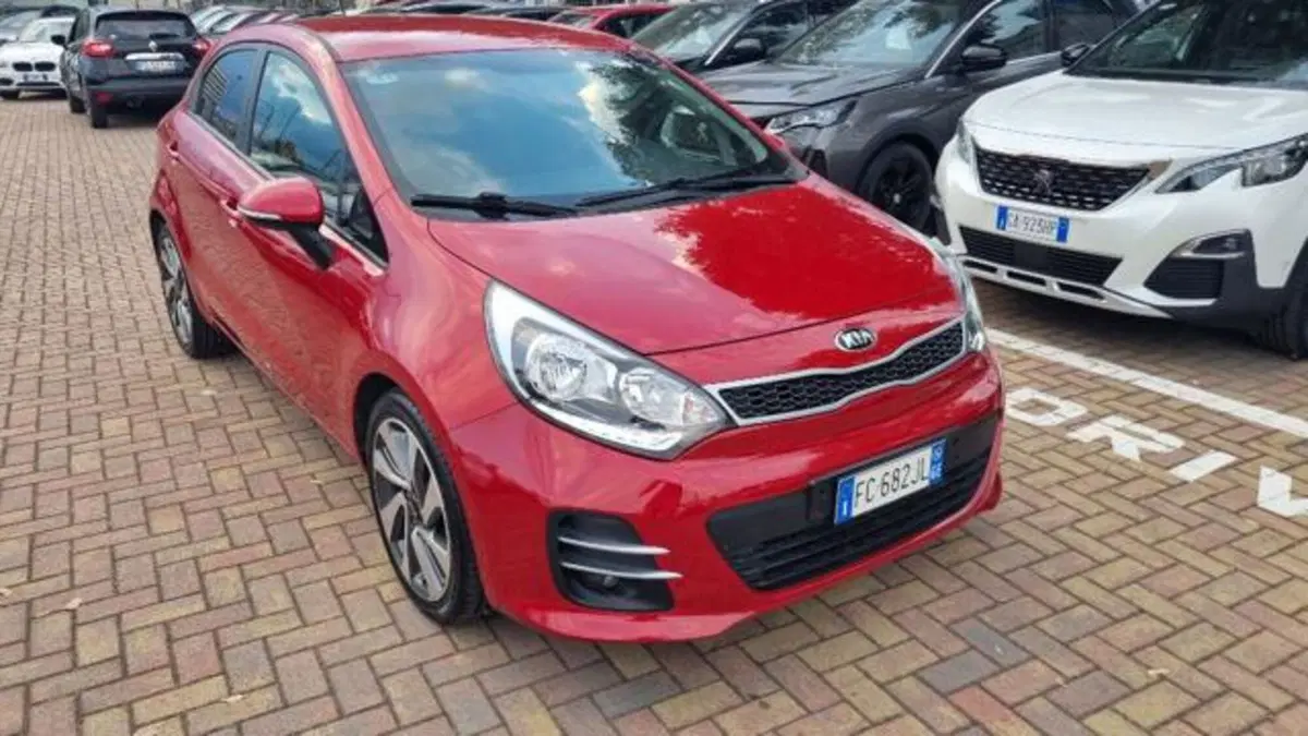 Kia Rio usata a Savona (4)
