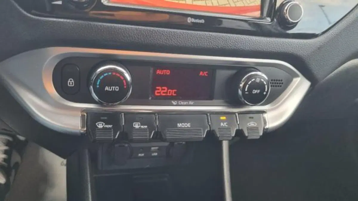 Kia Rio usata a Savona (9)