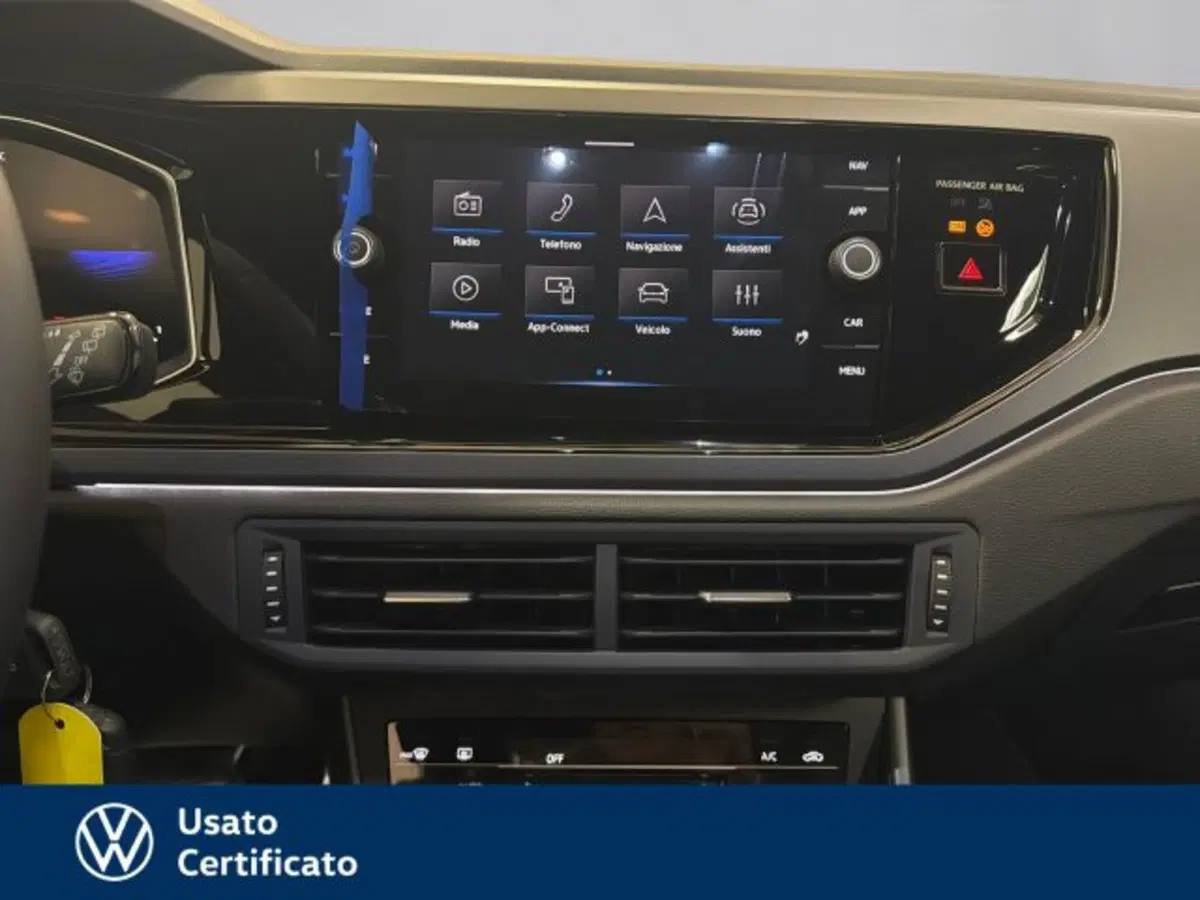 Volkswagen Polo nuova a Vicenza (10)