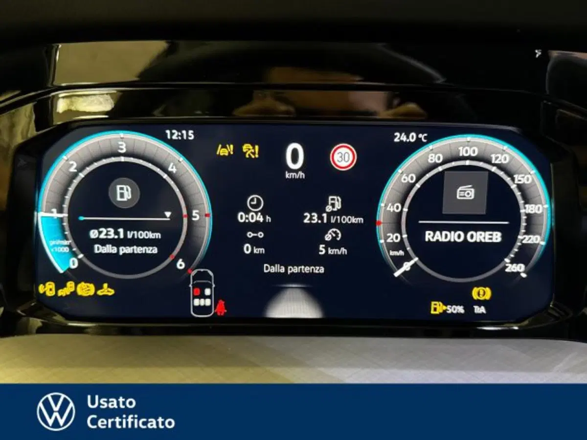 Volkswagen Golf nuova a Vicenza (14)