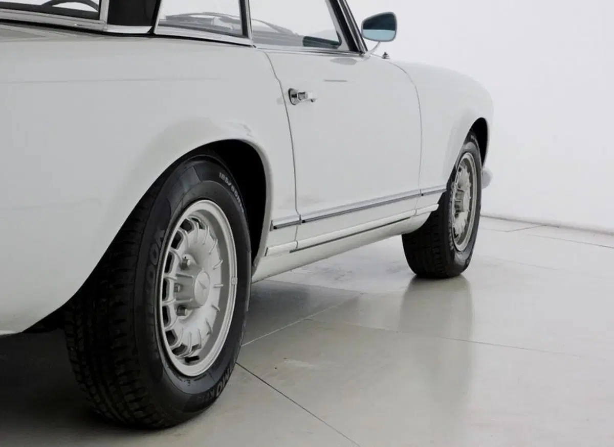 Mercedes-Benz 230 Coupé usata a Perugia (12)