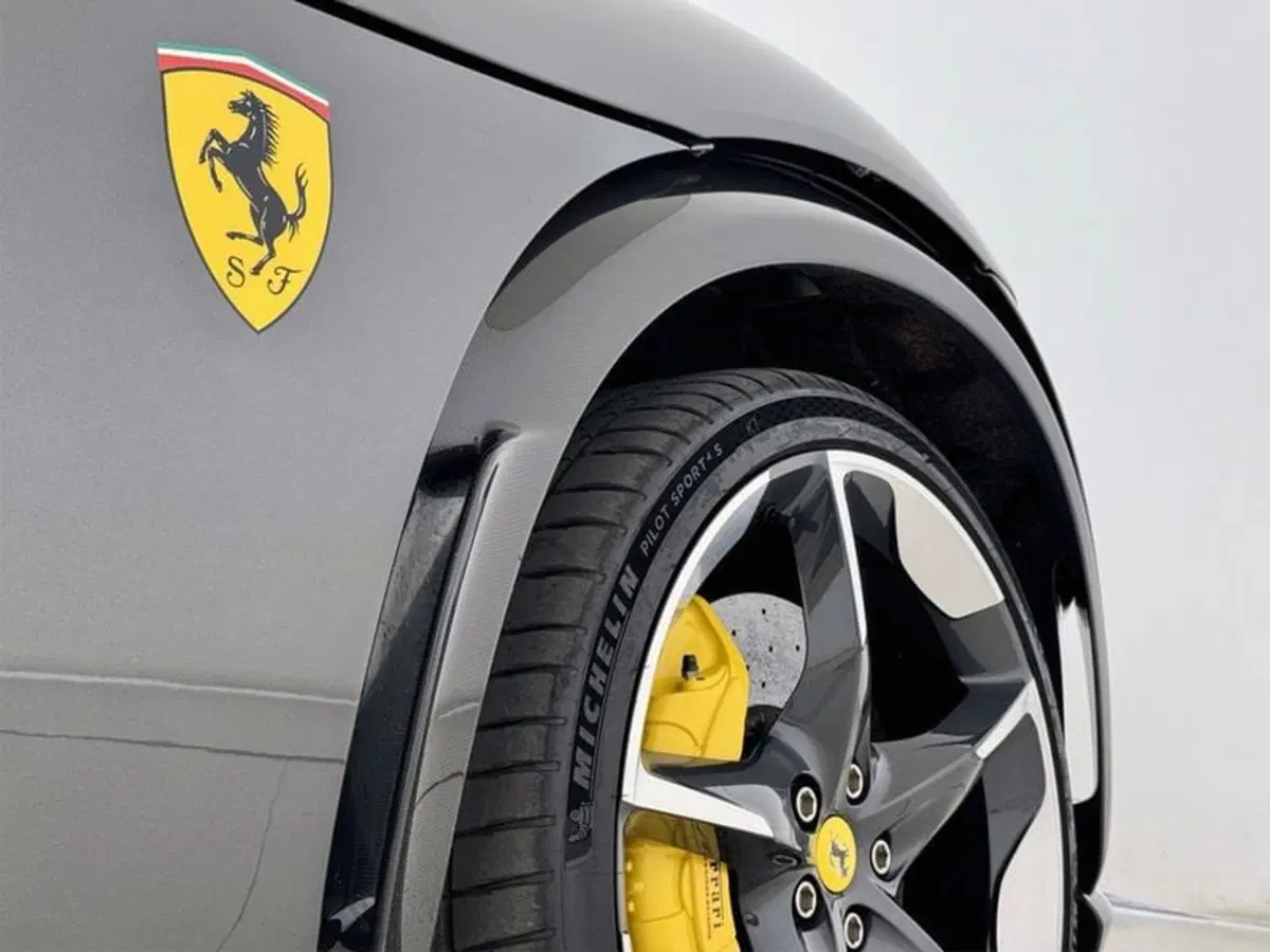 Ferrari Purosangue usata a Perugia (12)