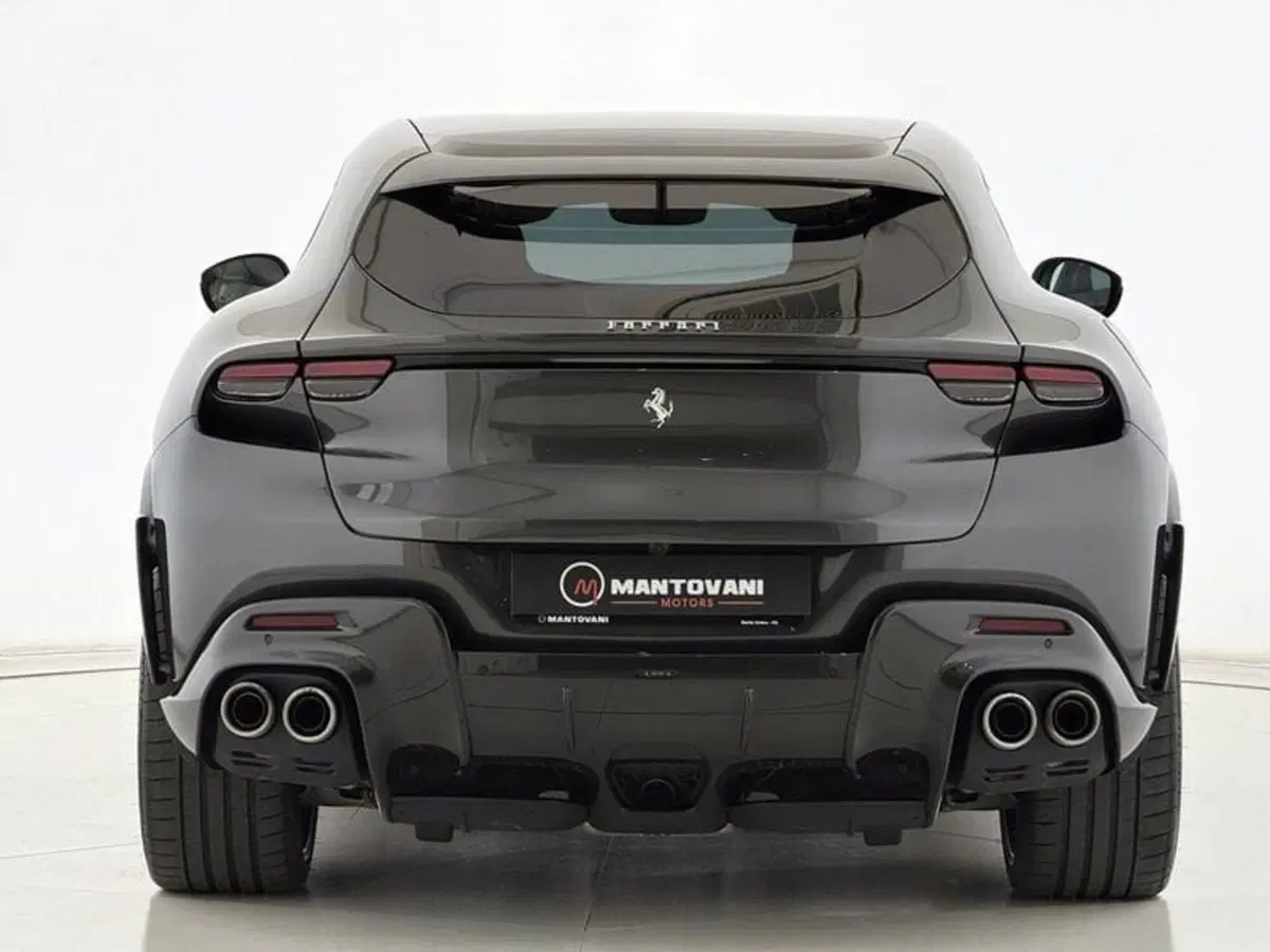 Ferrari Purosangue usata a Perugia (8)