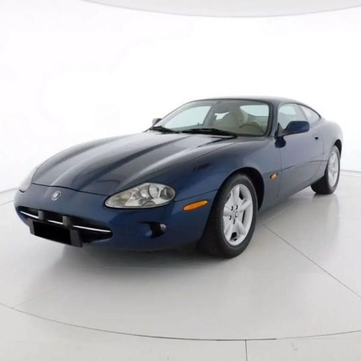 Jaguar XK usata a Perugia (2)