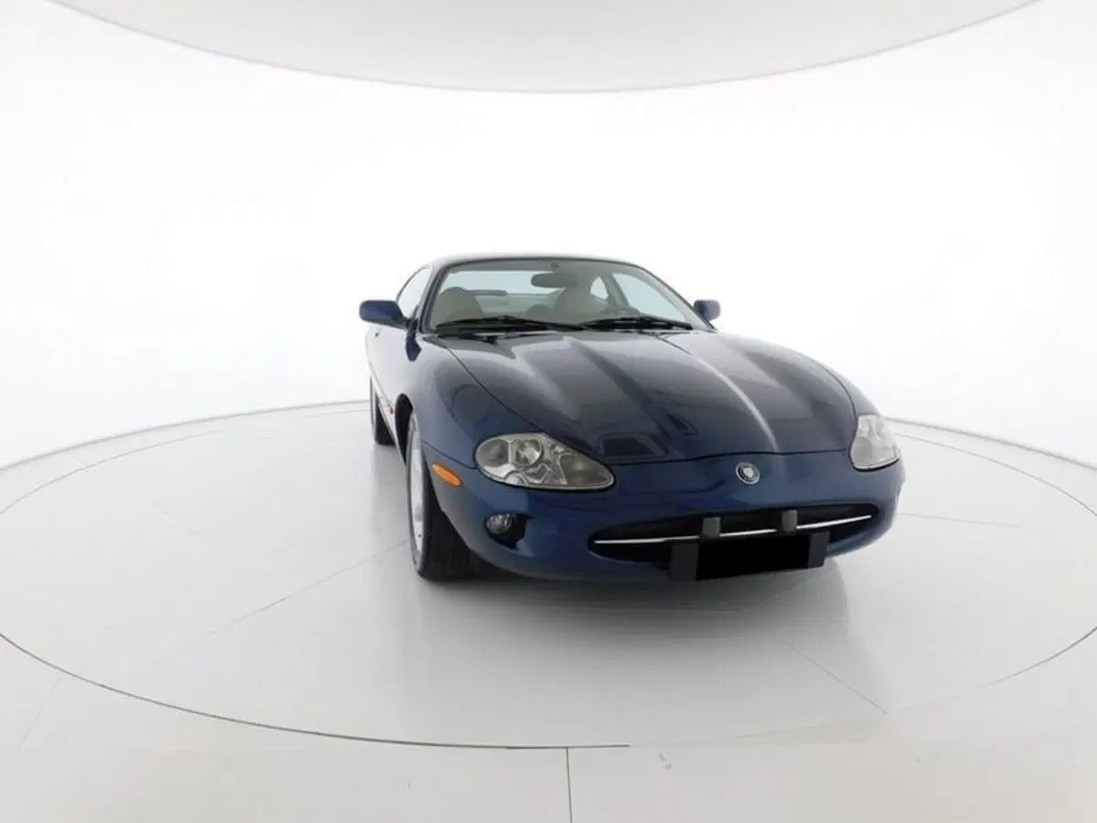 Jaguar XK usata a Perugia (5)
