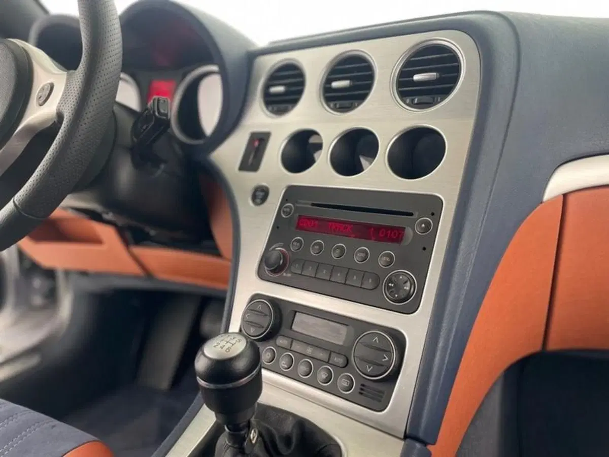 Alfa Romeo Spider usata a Perugia (12)