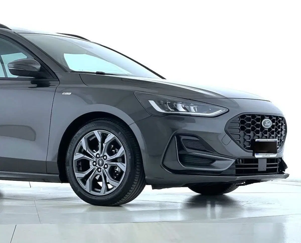 Ford Focus Station Wagon usata a Perugia (4)
