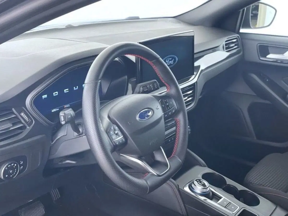 Ford Focus Station Wagon usata a Perugia (8)