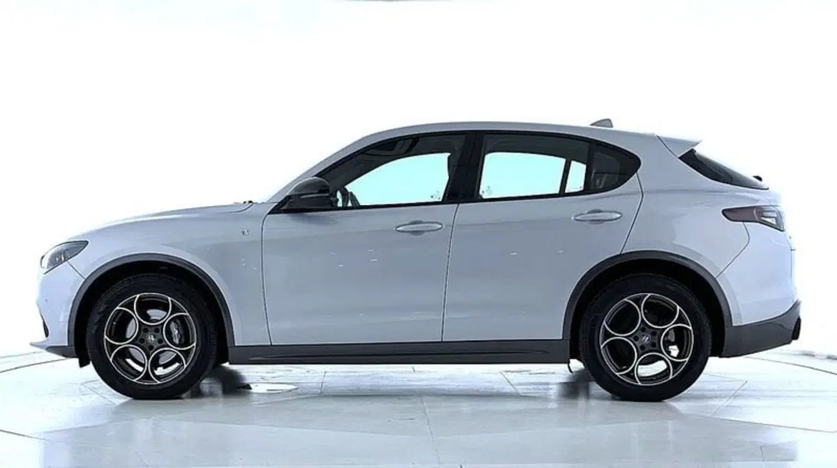 Alfa Romeo Stelvio usata a Perugia (3)