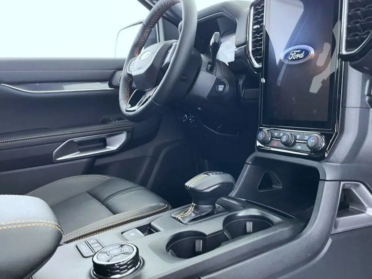 Ford Ranger Pick-up nuova a Perugia (20)