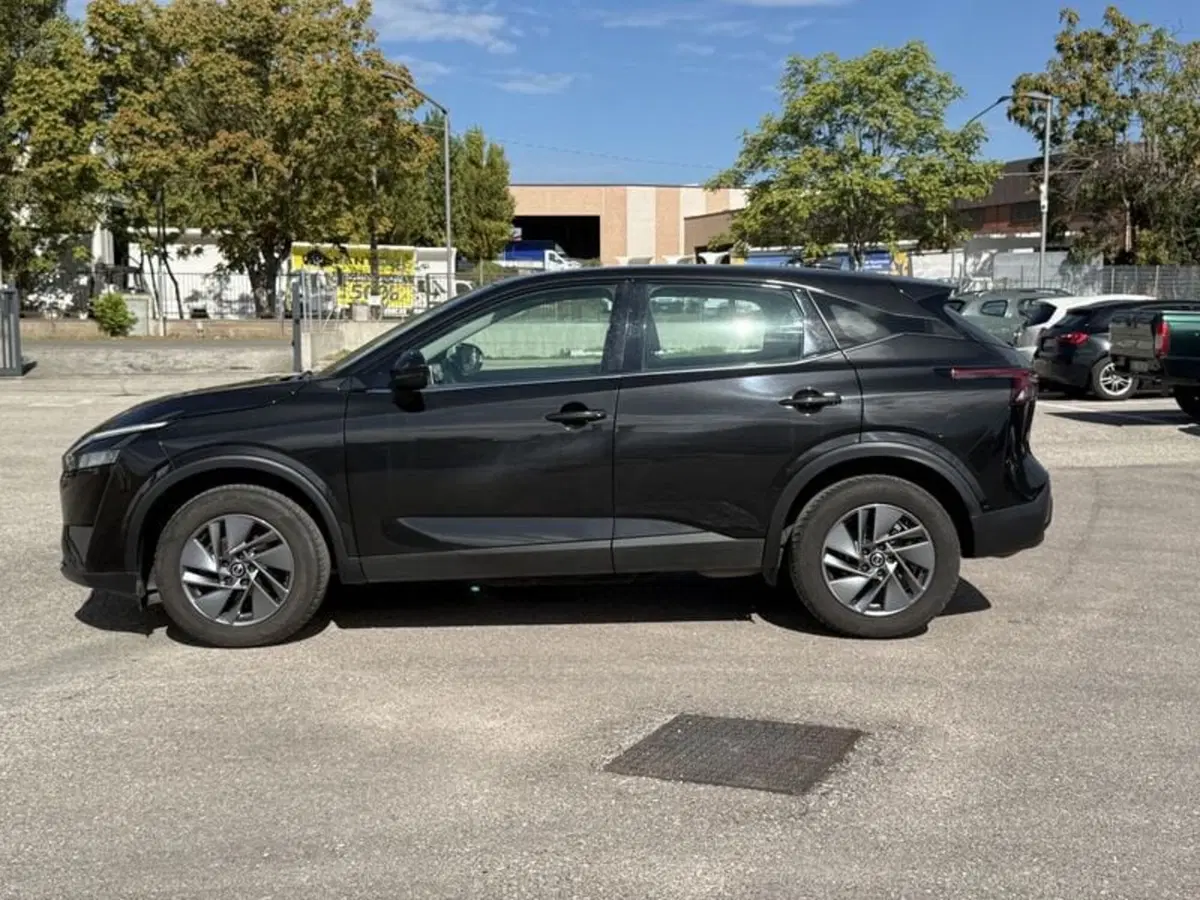 Nissan Qashqai usata a Perugia (2)