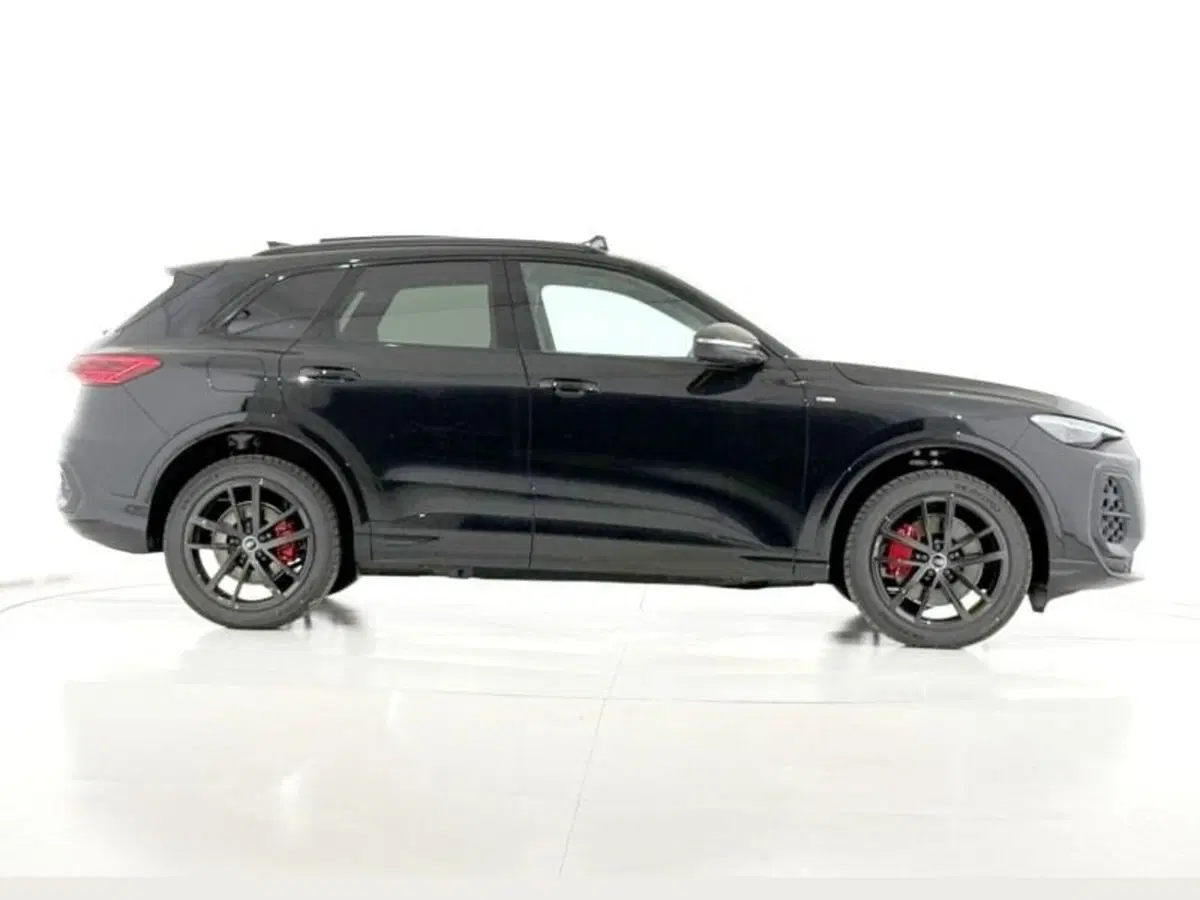 Audi Q5 nuova a Perugia (6)