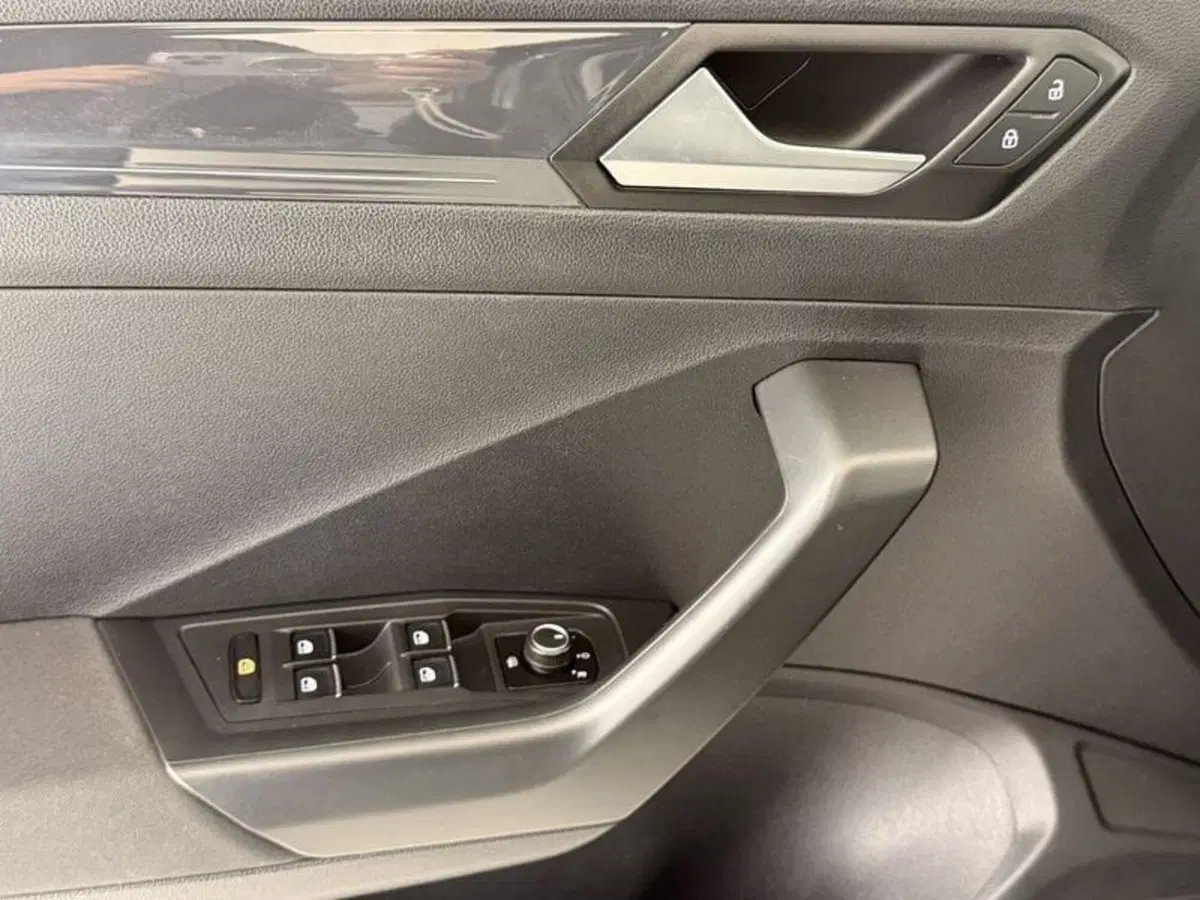 Volkswagen T-Roc usata a Perugia (7)