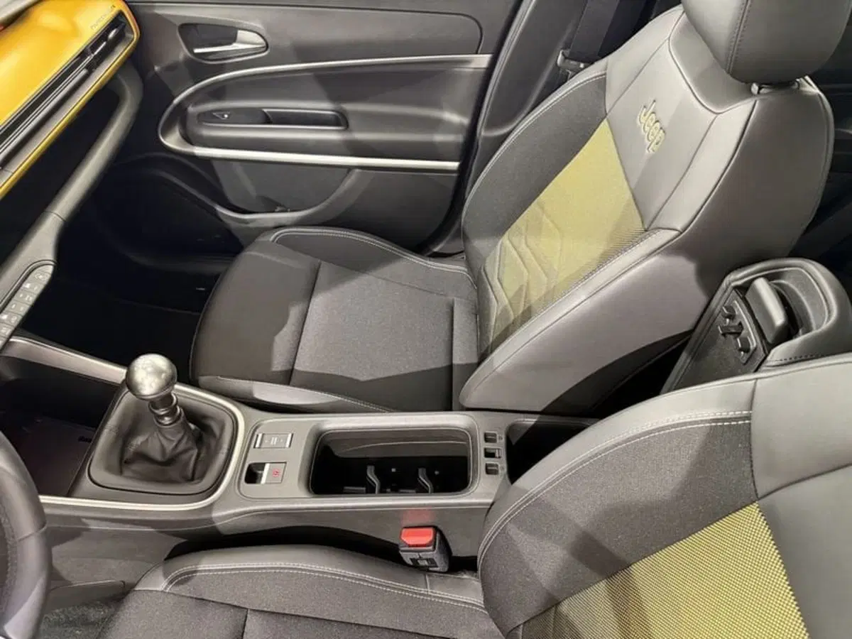 Jeep Avenger usata a Perugia (18)
