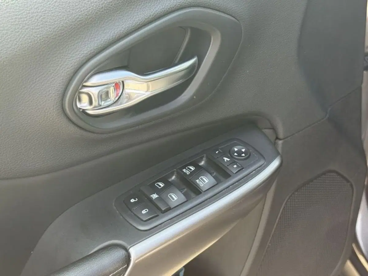 Jeep Cherokee usata a Perugia (20)