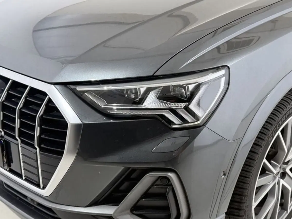 Audi Q3 Sportback usata a Perugia (2)